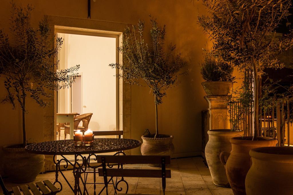 Apartamento Palazzo Degli Olivi Módica Habitación foto