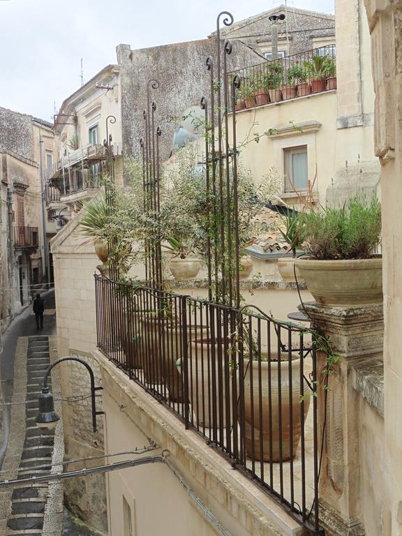 Apartamento Palazzo Degli Olivi Módica Exterior foto